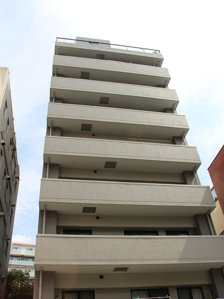 プラハ川崎本町通り 6