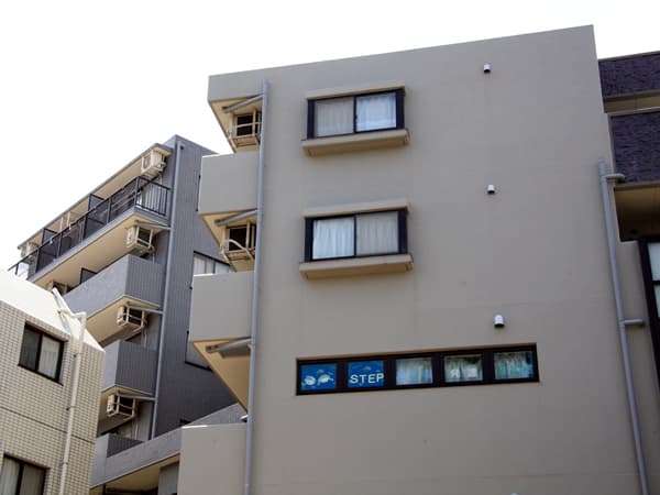 リーセントパレス宮崎 3