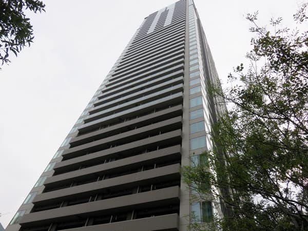 赤坂タワーレジデンストップオブザヒル 3