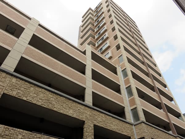 ライオンズグローベル相模大野ラフィナフォート 1