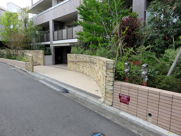 ルフォン青葉市が尾 6