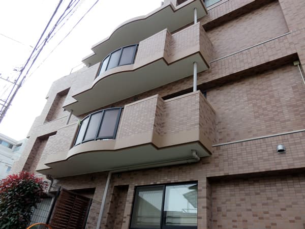 リベラル市が尾 4