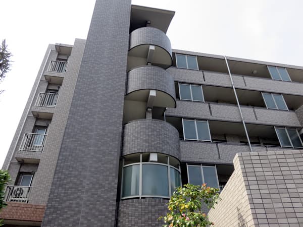 ドレッセ青葉台オルコット 3