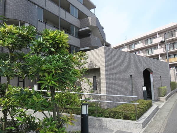 ドレッセ青葉台オルコット 5