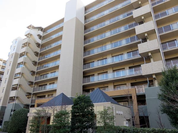 ララヒルズ3番街 7