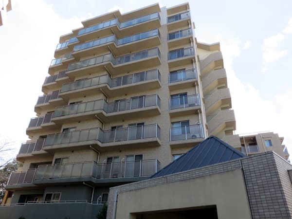 ララヒルズ1番街 1