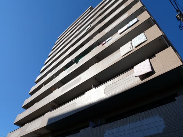 エクセルシオール湘南平塚 1