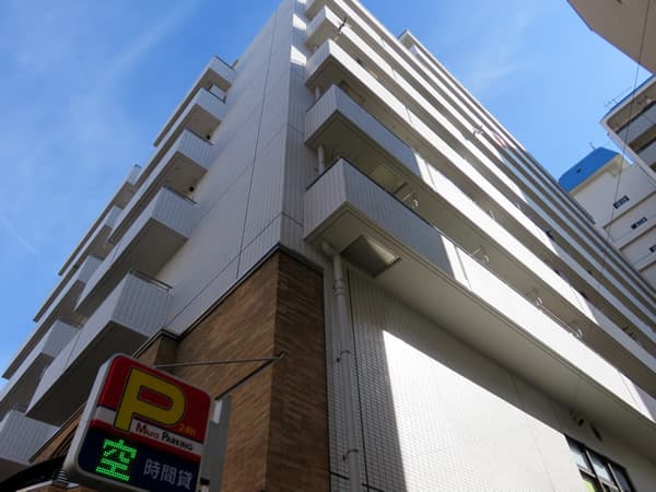 東急ドエルアルス鶯谷 1