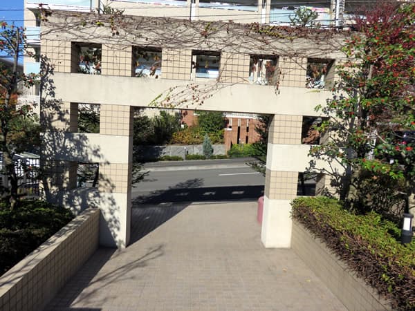 モンプラース市が尾 4