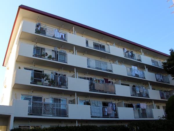 保土ヶ谷ファミールハイツ1号棟 1