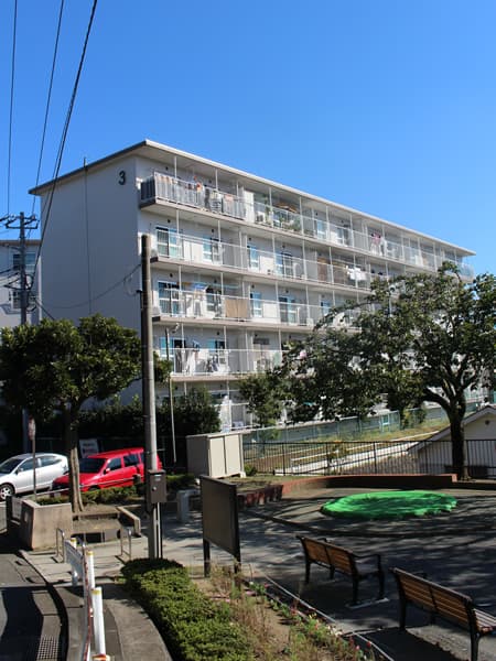 横浜保土ヶ谷ハイツ3号棟 2