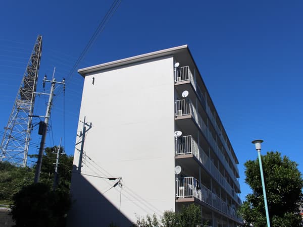 横浜保土ヶ谷ハイツ1号棟 1