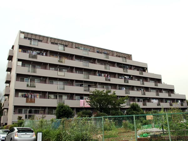 保土ヶ谷パークハイツ3号棟 1