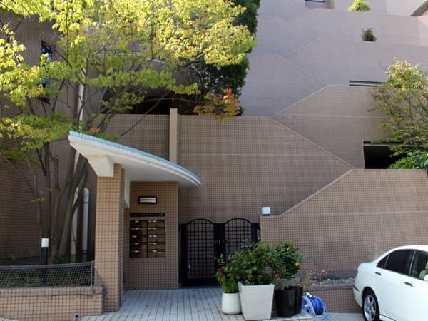 ヒルサイドテラス永田町 7