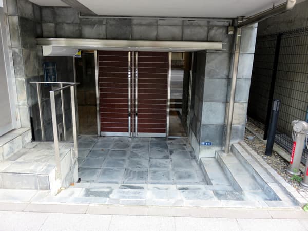 グランフォース九段 4