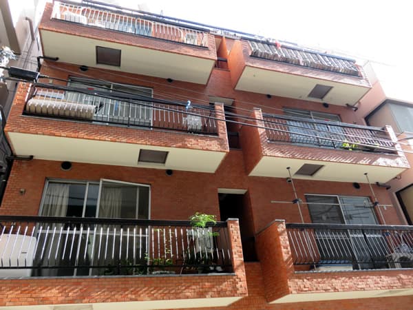 ライオンズマンション九段南 1