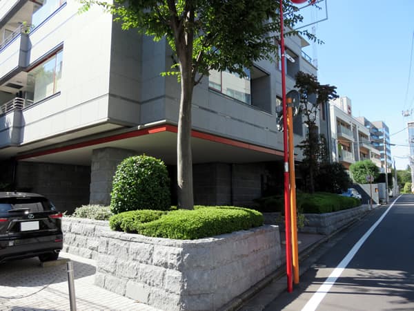 赤坂新坂パークマンション 3