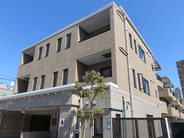 パルロイヤルアレフ赤坂 1