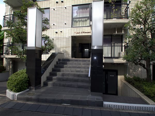 パレドノール 4