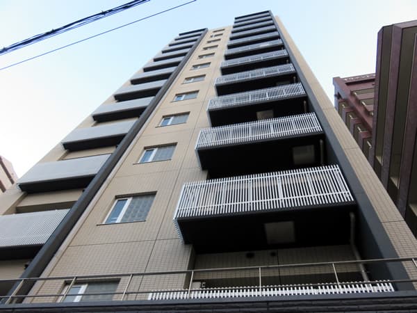 プレミスト調布駅前ブリリアントプレイス 1