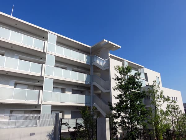 ドレッセ美しが丘ヒルズ 2