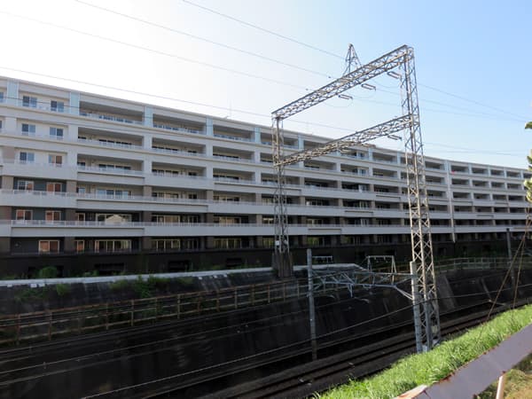 ドレッセ美しが丘ヒルズ 7