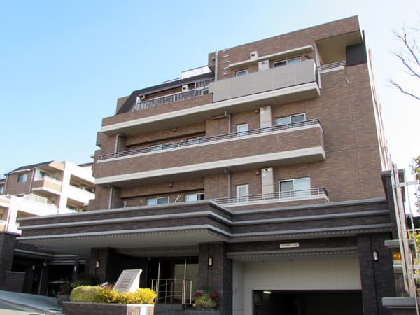 ノブレス新百合ヶ丘フォレストハウス 1