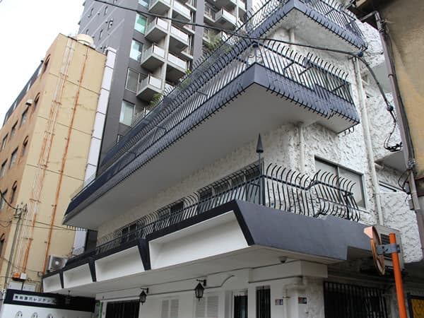 秀和狸穴レジデンス 6