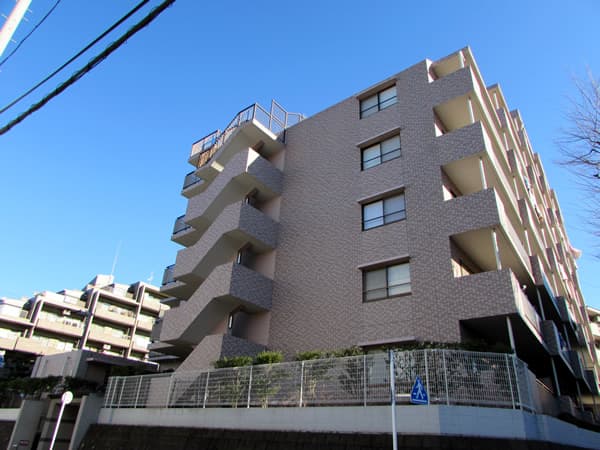 クイーンシティ稲城 3