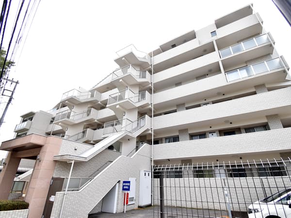 コンファーレ常盤平 1