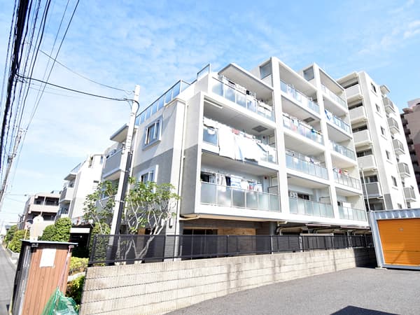 コニファーコート松飛台 1