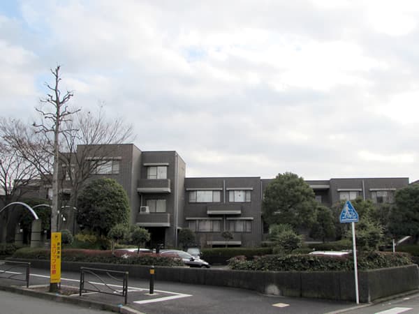 ガーデンテラス五月台 1