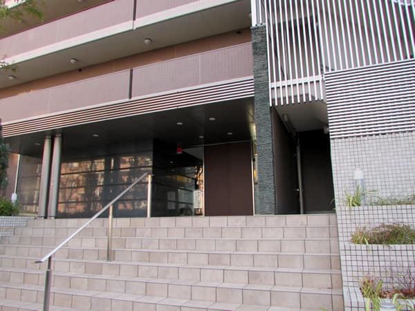 アビダス稲城駅前 3