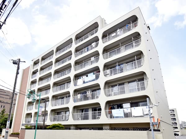 日商岩井中山マンション 1