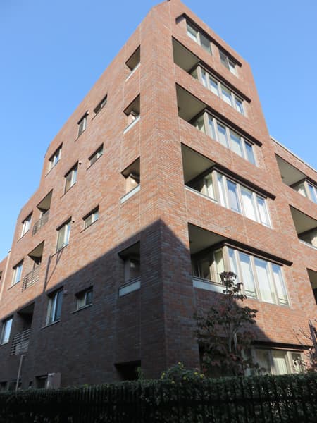 ブリリア外苑出羽坂 3