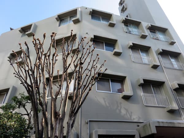 ドミサイル信濃町 1