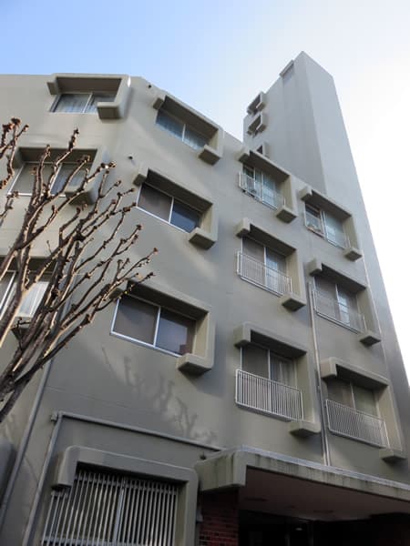 ドミサイル信濃町 2