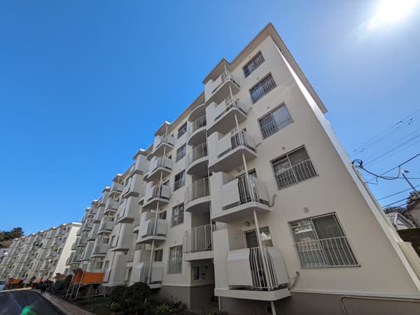 パイロットハウス磯子台2号棟 1