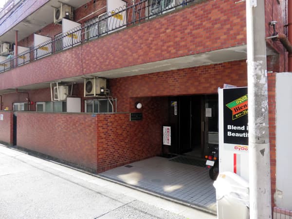 パレドール歌舞伎町第2 3