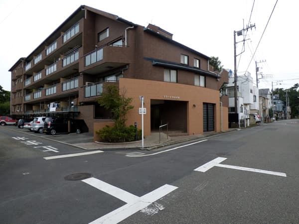 モラーダ中央林間レジデンシア 1