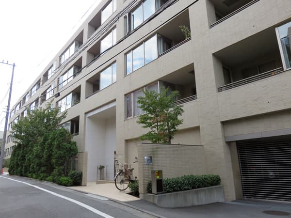 パークハウス四谷若葉 3