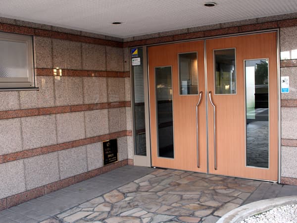 リブゼ横浜ブラッサムコート 4