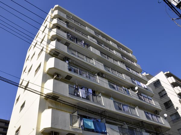 サンライフ反町 1