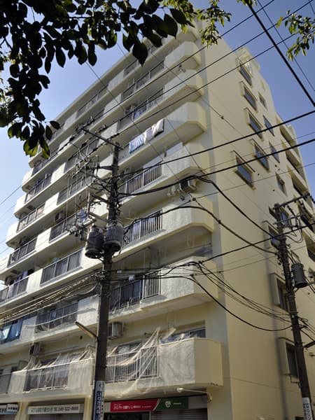 サンライフ反町 4