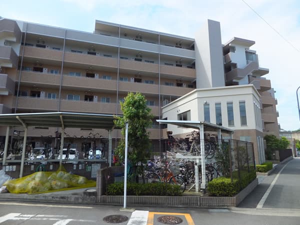 ファミール相模大野エルフェア 1