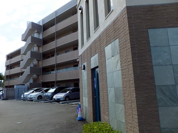 ファミール相模大野エルフェア 3