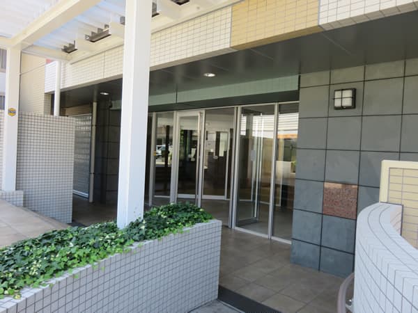 プラハ横浜ブリーズガーデン 16