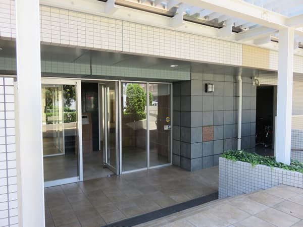 プラハ横浜ブリーズガーデン 17