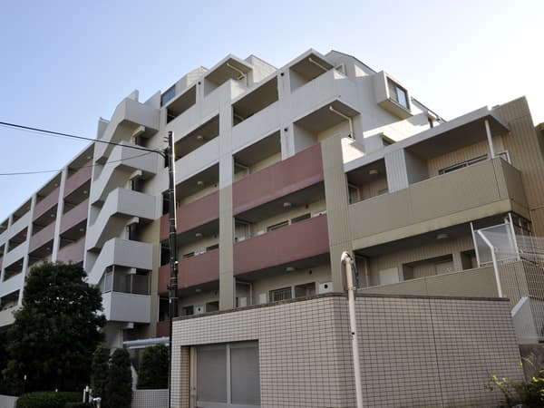 プラハ横浜ブリーズガーデン 23