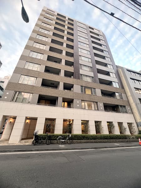 アクシルコート銀座イースト 1